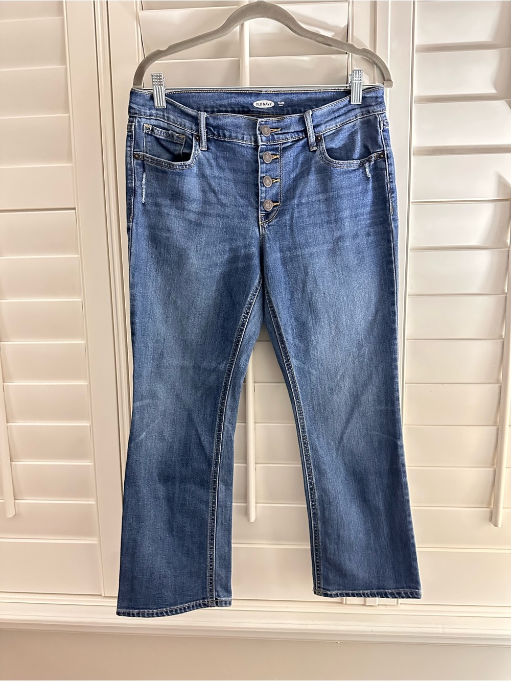 Old Navy Women's Medium Blue Ankle flare Jeans with Button Fly sz8